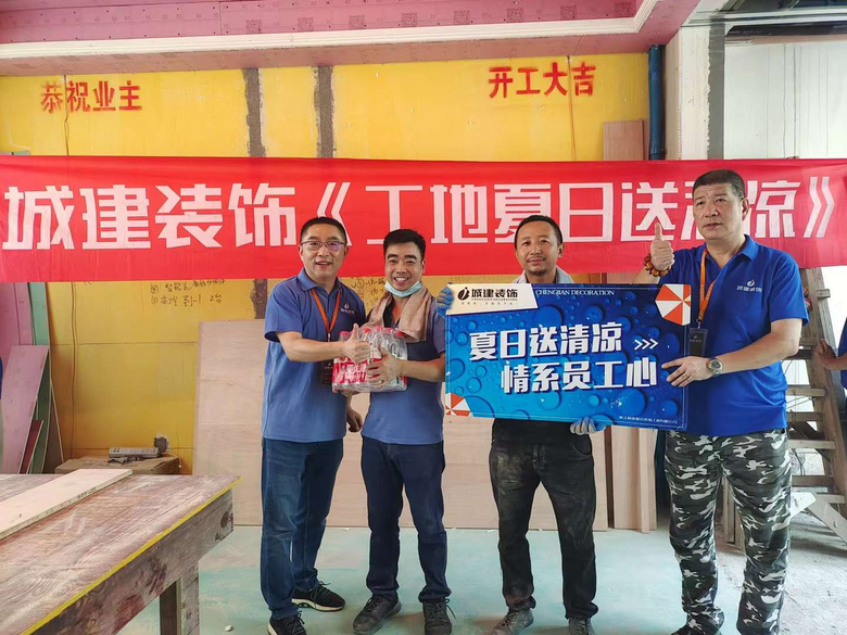 ����������~