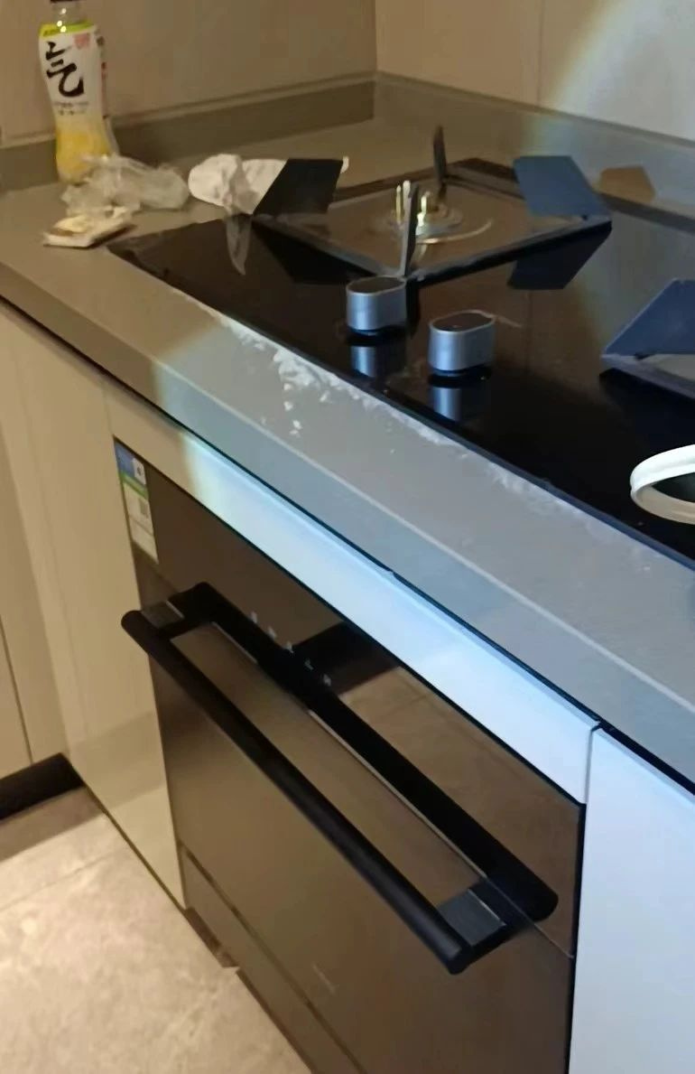 精装验房丨交付三天已见隐患,大地产商的"不拘小节"真让人糟心