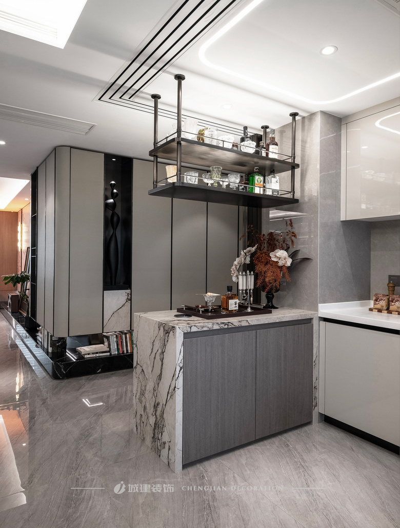 �����ƸĶ����ˣ��������ڡ���ʽ-��ʽ��֮�������л���