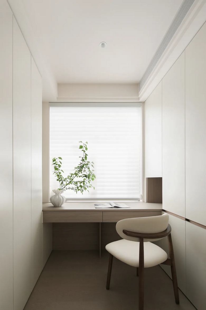 2025յ145O·װ걻ھӳҵ