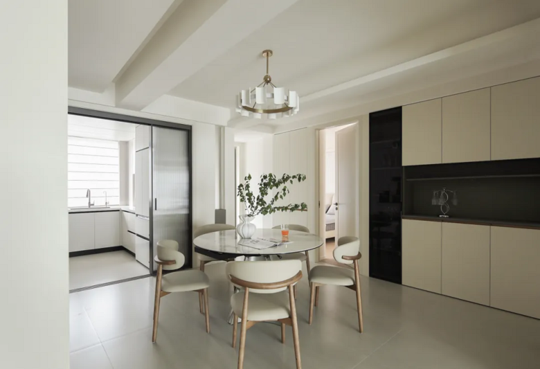 2025յ145O·װ걻ھӳҵ