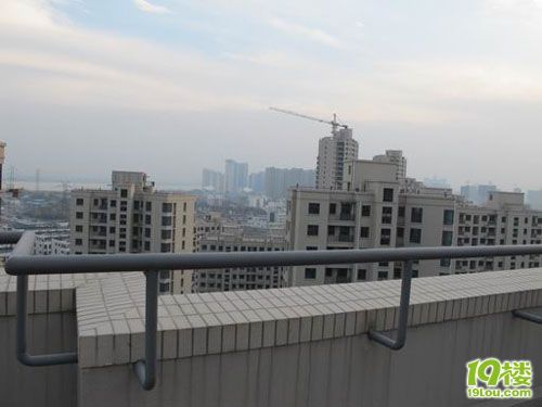 筑家行动╱◥█◣ 运新温馨三口之家（铭品装饰~木工啦）