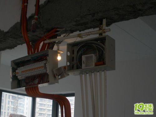 筑家行动╱◥█◣ 运新温馨三口之家（铭品装饰~木工啦）