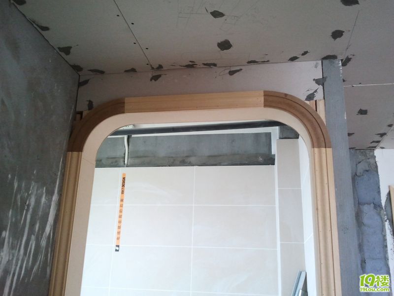 爱巧克力1917设计石膏线严重的比例失调