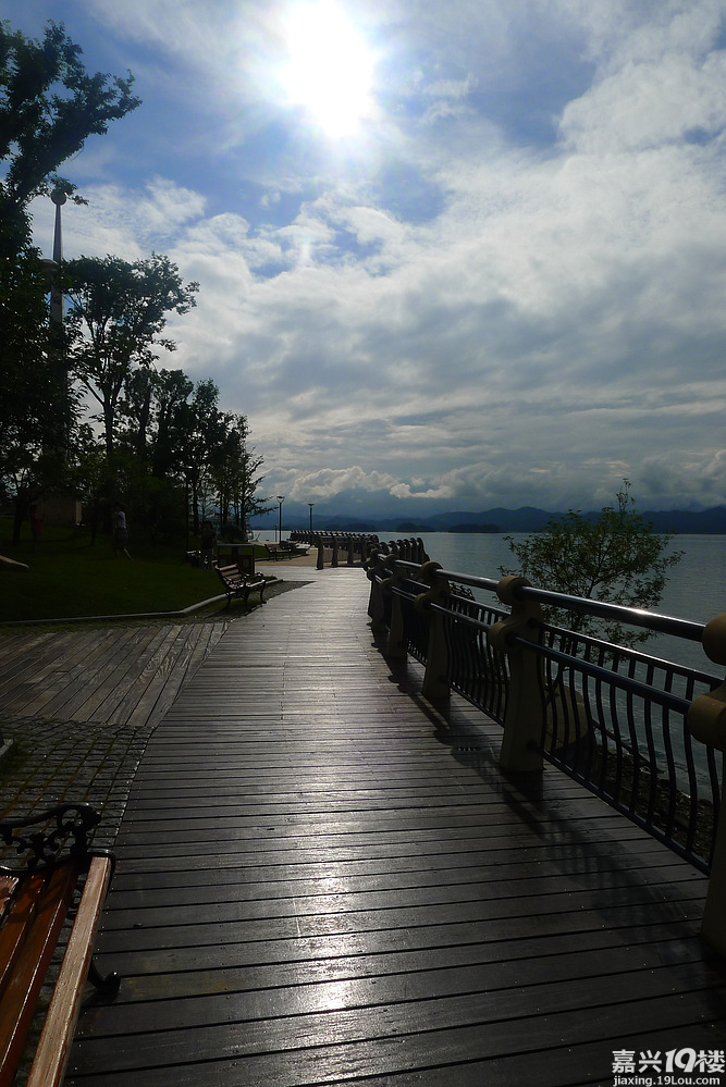 一千个奥特曼大战一千个怪兽-旅游拉风-嘉兴1