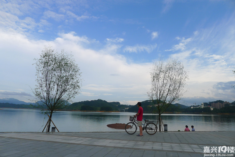 一千个奥特曼大战一千个怪兽-旅游拉风-嘉兴1