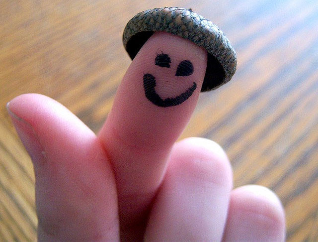 手指艺术前三张自己学着画的后面全是粘来的图