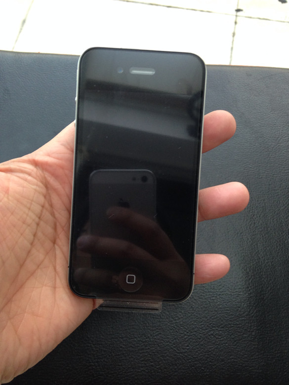 出售苹果48g2手全新手机国行有保修卡到2015年4月中到期