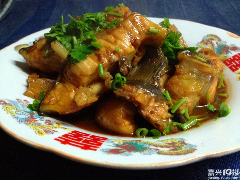 魔幻厨房鲨鱼翅鲟鱼骨食之延年益寿滋阴壮阳