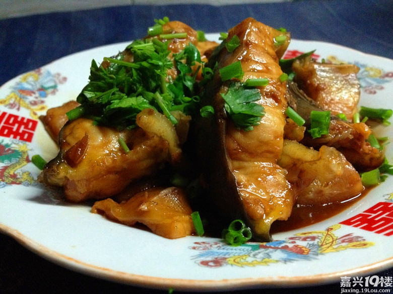 魔幻厨房鲨鱼翅鲟鱼骨食之延年益寿滋阴壮阳