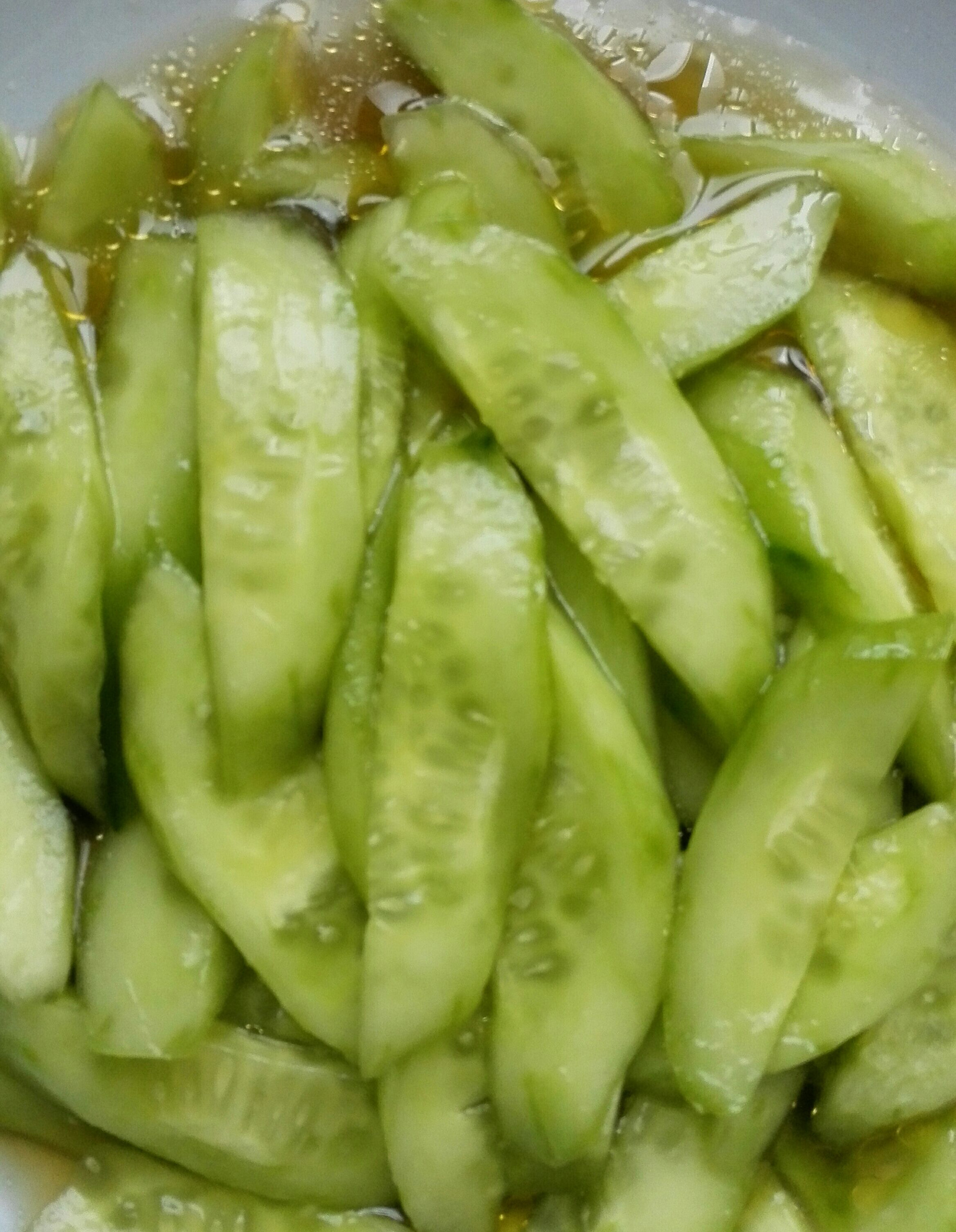 糖,醋,麻油拌黄瓜