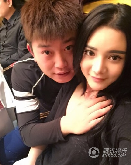 经纪人拒回应田源激吻女子:防止被利用炒作