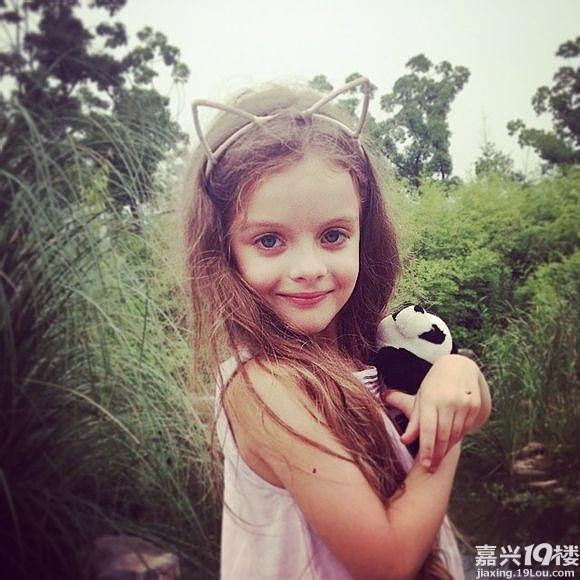 长大了一定很妖孽的俄罗斯小模特