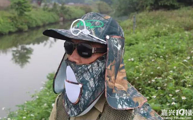 在车里做
激烈
活动,不注意这些
大概会
惨剧