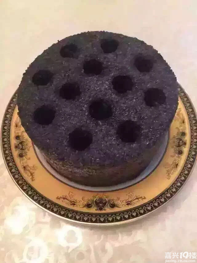 现在煤饼也能吃了太有创意了