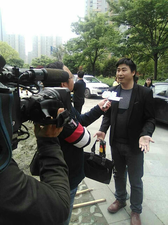 嘉兴的小新说事都不敢报道里面会有猫腻吗