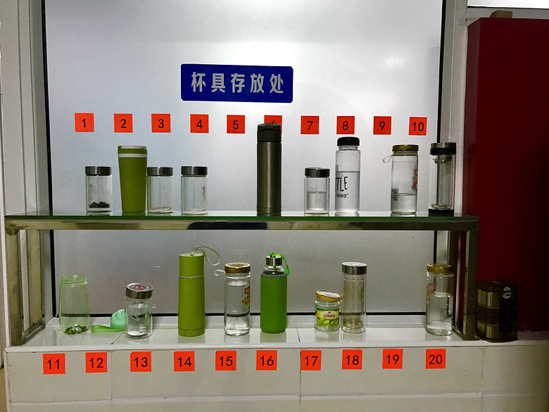 ����������