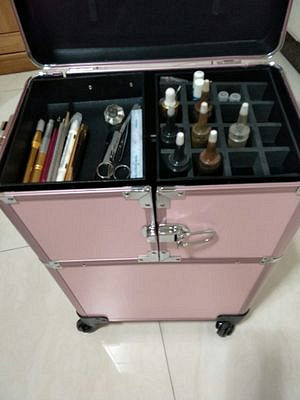 ���ҵĻ�ױ����+������⾰