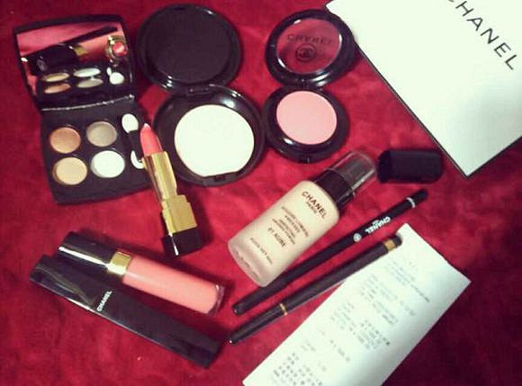 ����ױ�������߰���