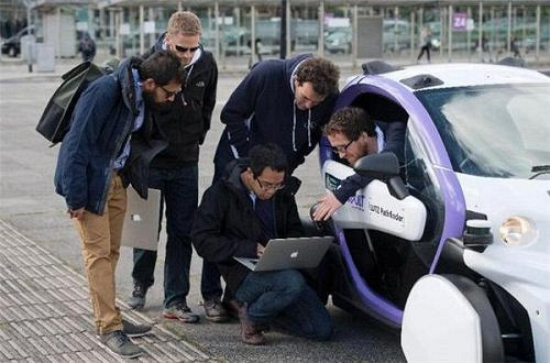 ȫ�Զ���ʻֻ���������̵�һ����Ը