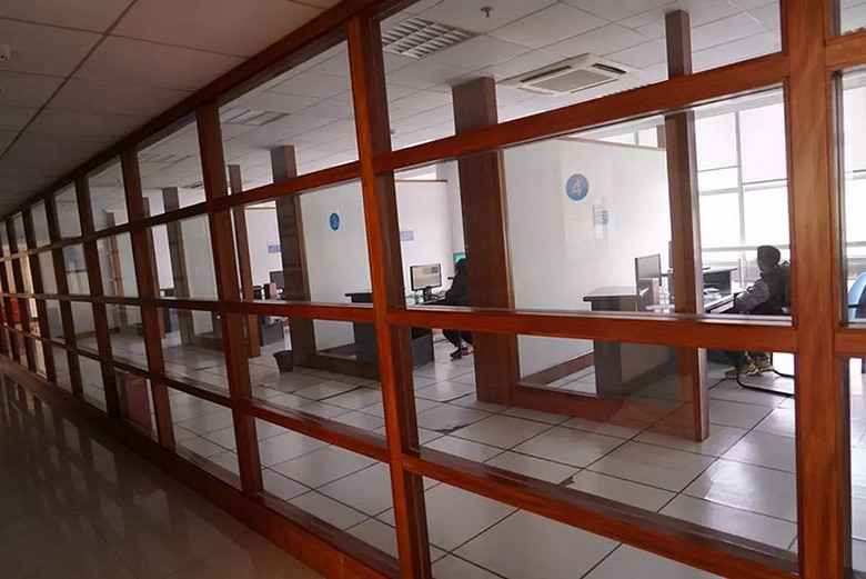 【两会朋友圈】今年平湖人代会开幕式,广电台