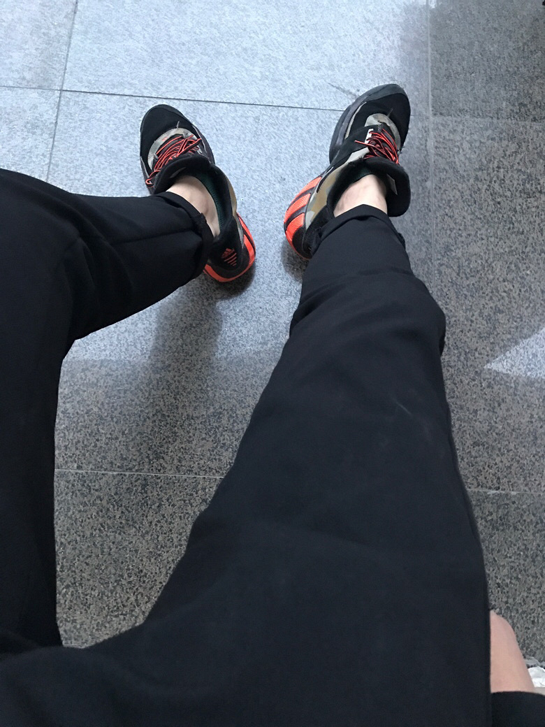 ɹɹ�ҵ��˶�Ь