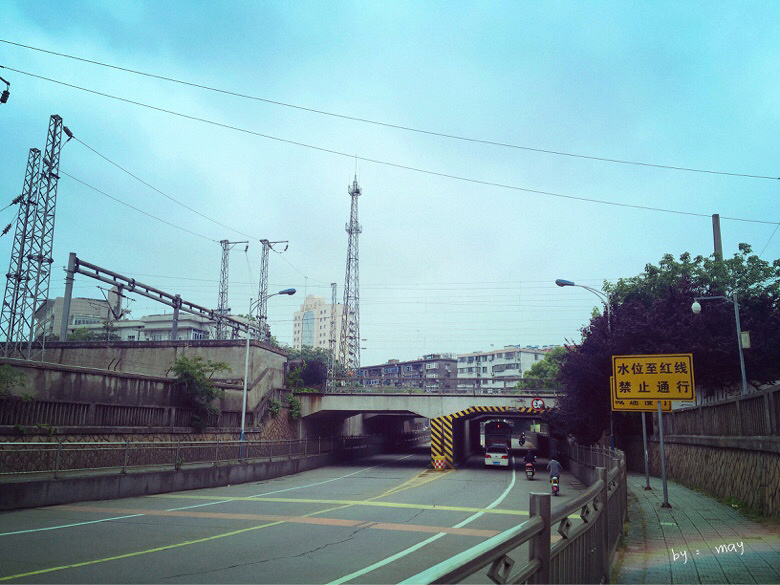 ���ﶼ������