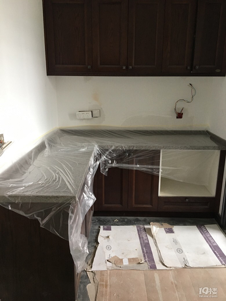 浅灰变深灰的台面让我欲哭无泪-装修大本营-嘉