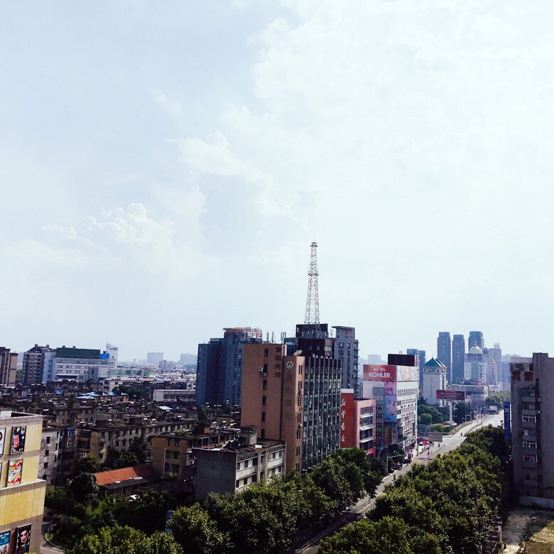 烈日炎炎似火烧