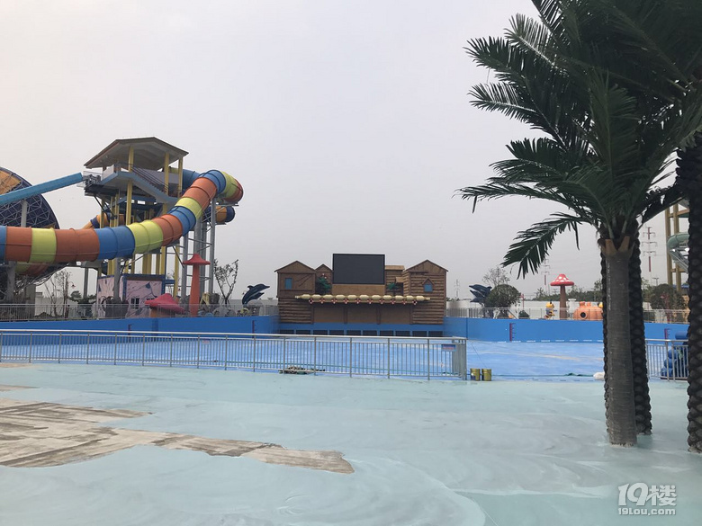 还记得油车港的大摩天轮么这个欢乐世界下个月要开啦