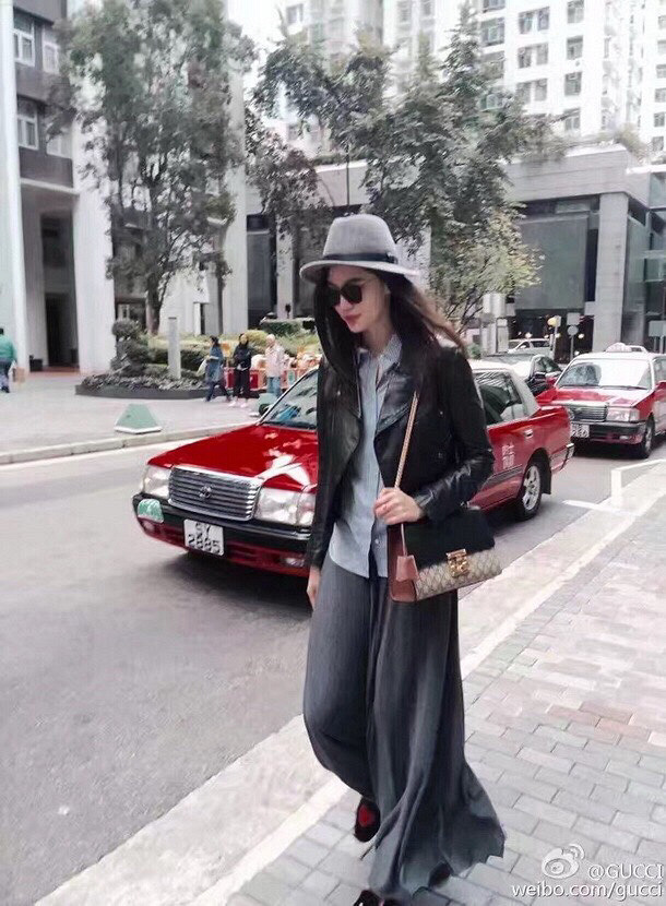 һ����1���һ�� �г��� ����һ��gucci��padlock