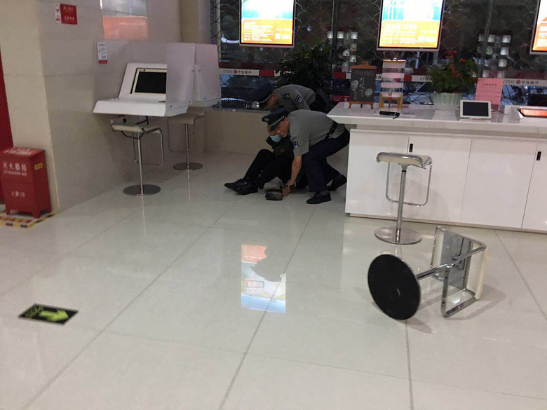 �������кͿͻ��ʽ�ȫ---�������п�չ����Ԥ������