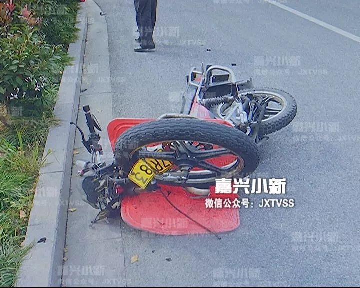 客户饿了!嘉兴兼职外卖哥抢道酿车祸 尚酷车撞