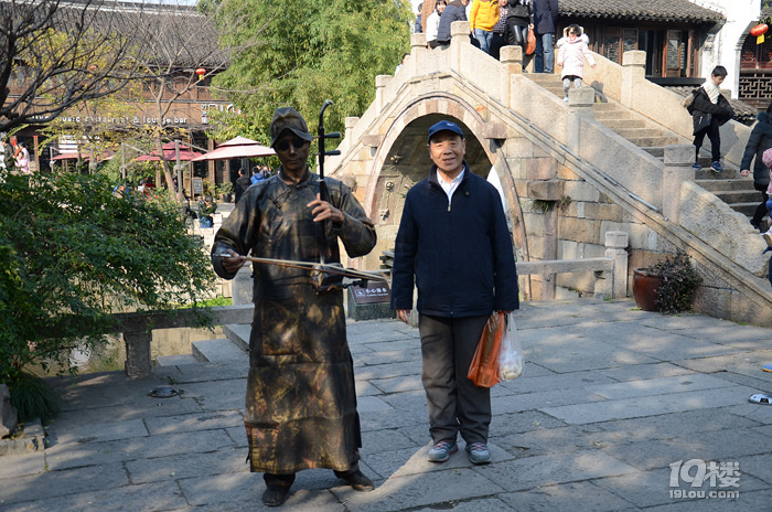 嘉兴月河桥下的铜人阿炳挪窝了