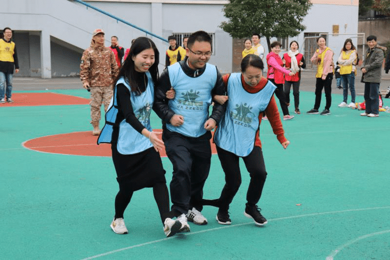 ������ɡ���Խ����---�������м���ƽ��֧�оٰ�ְ��Ȥζ�˶���