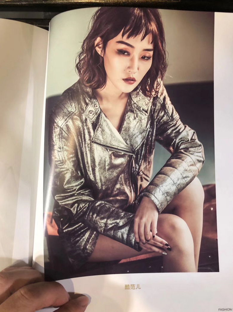 �������־����