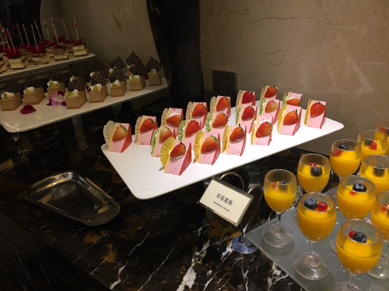 【寻年味】+去华美达酒店吃自助餐