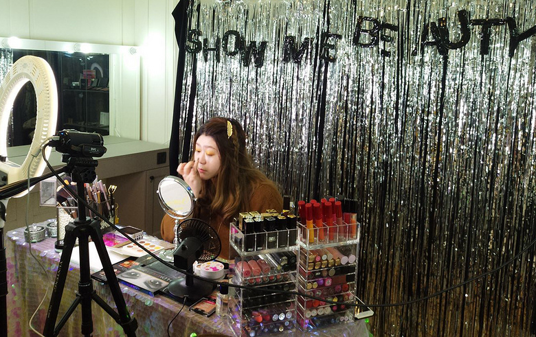 ��˼��ʦ������ױ��С����