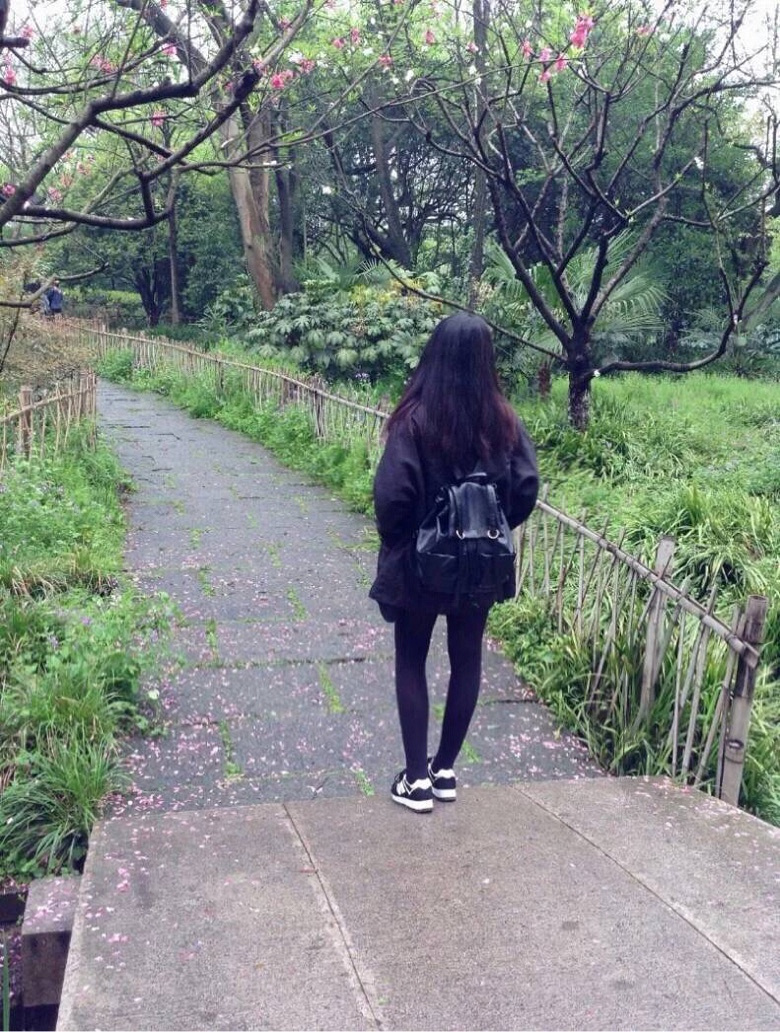 �������Ĵ�ɫ��