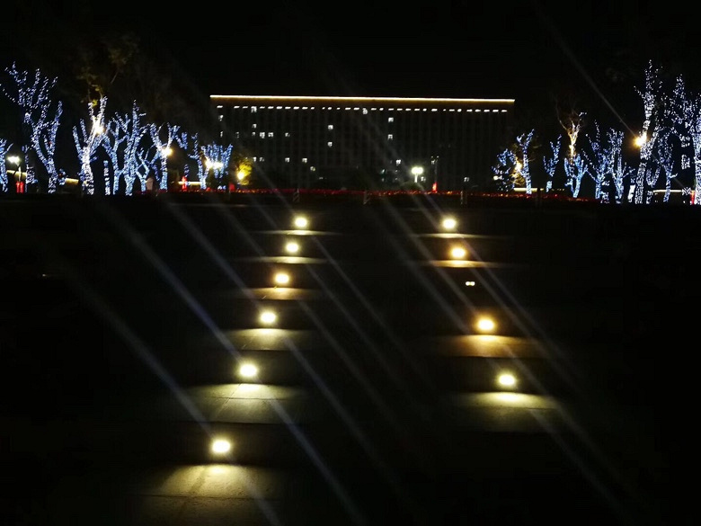 ����ҹ��