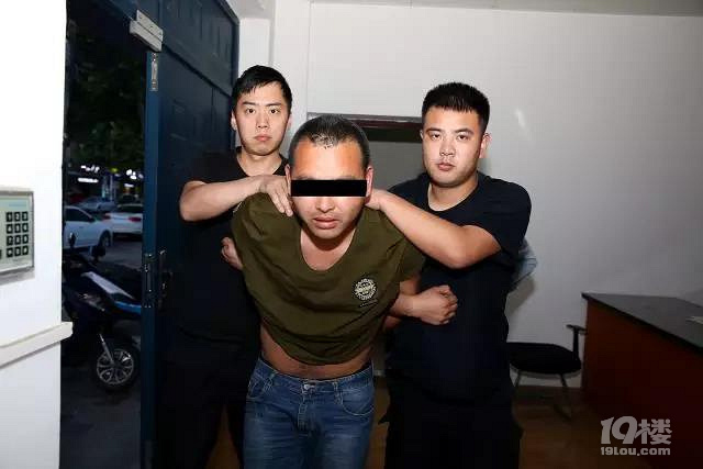 嘉兴12年前35抢劫杀人案告破侦破细节抓捕现场首次曝光