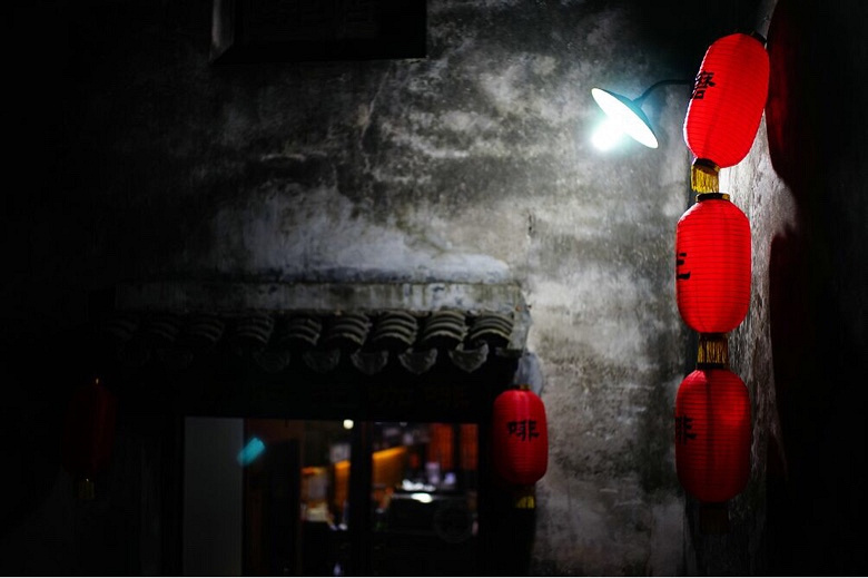 �º�������