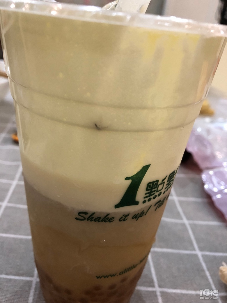 一點點奶茶裡有蟲子商家處理簡單粗暴