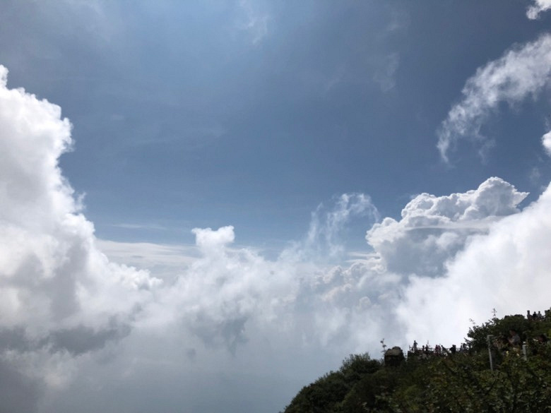 ��ü�𶥣��ķ�ʮ����������