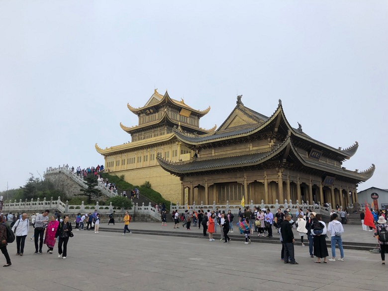 ��ü�𶥣��ķ�ʮ����������