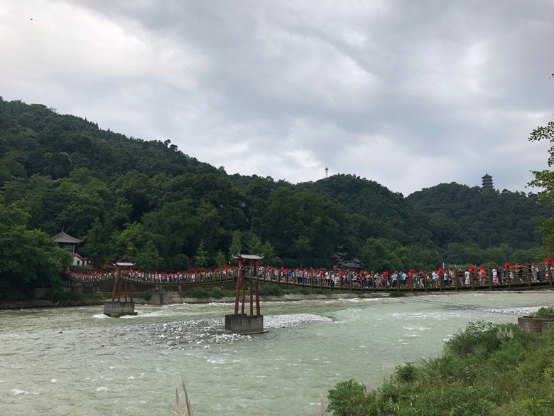 ��ˮ�����ߣ��ʵ����ɽ