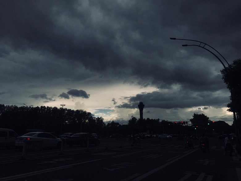 Ϧ������