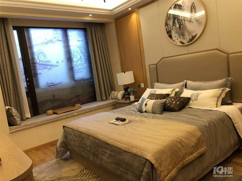 海宁佳源珑府 坐拥银泰城商圈 靠皮革 地鉄口 总价130