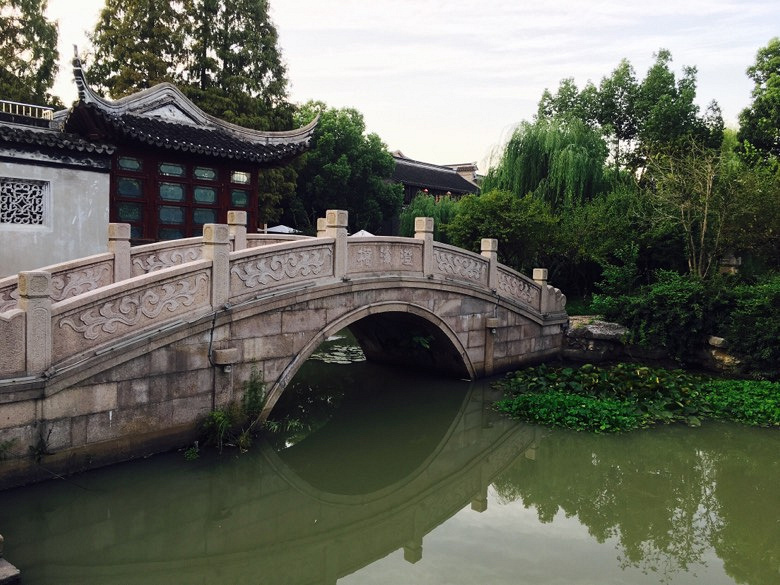 �����͵��۹⿴���磬��������ʻ��������簲��