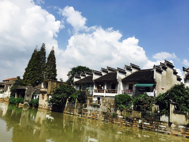 ����С����